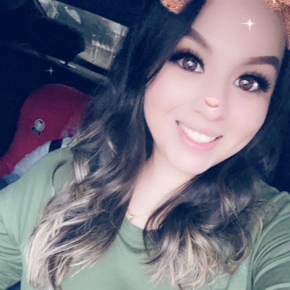 Meet your Posher, Crystal - Picture 1 of 1